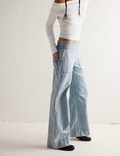 Load image into Gallery viewer, Breezy Denim Pull-On Jeans in Dusk
