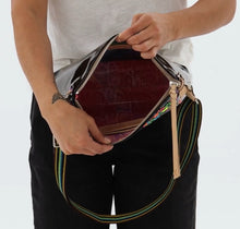 Load image into Gallery viewer, Rita Downtown Crossbody
