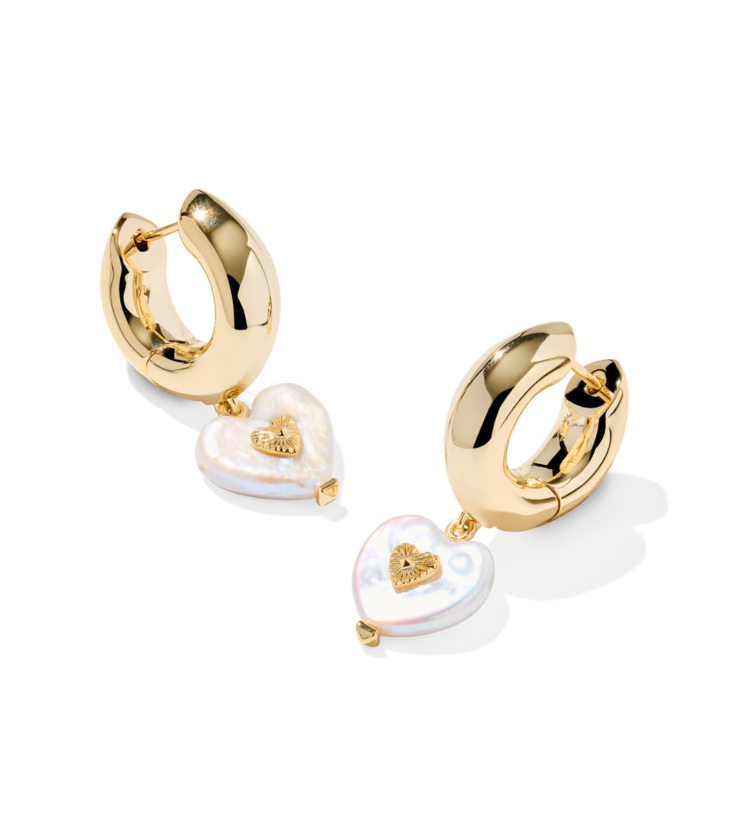 Kendra Scott Sasha Gold Heart Huggie Earring in Freshwater Cultured Pearl