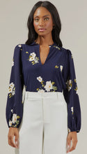 Load image into Gallery viewer, Arlene Floral Blouse
