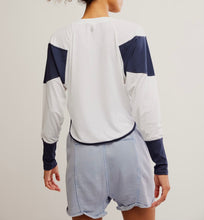Load image into Gallery viewer, Spotlight Long Sleeve Layer in White/Navy Combo
