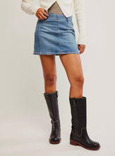 Load image into Gallery viewer, Daylight Denim Mini in Daybreak
