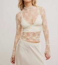 Load image into Gallery viewer, Lady Lux Layering Top in Evening Crème
