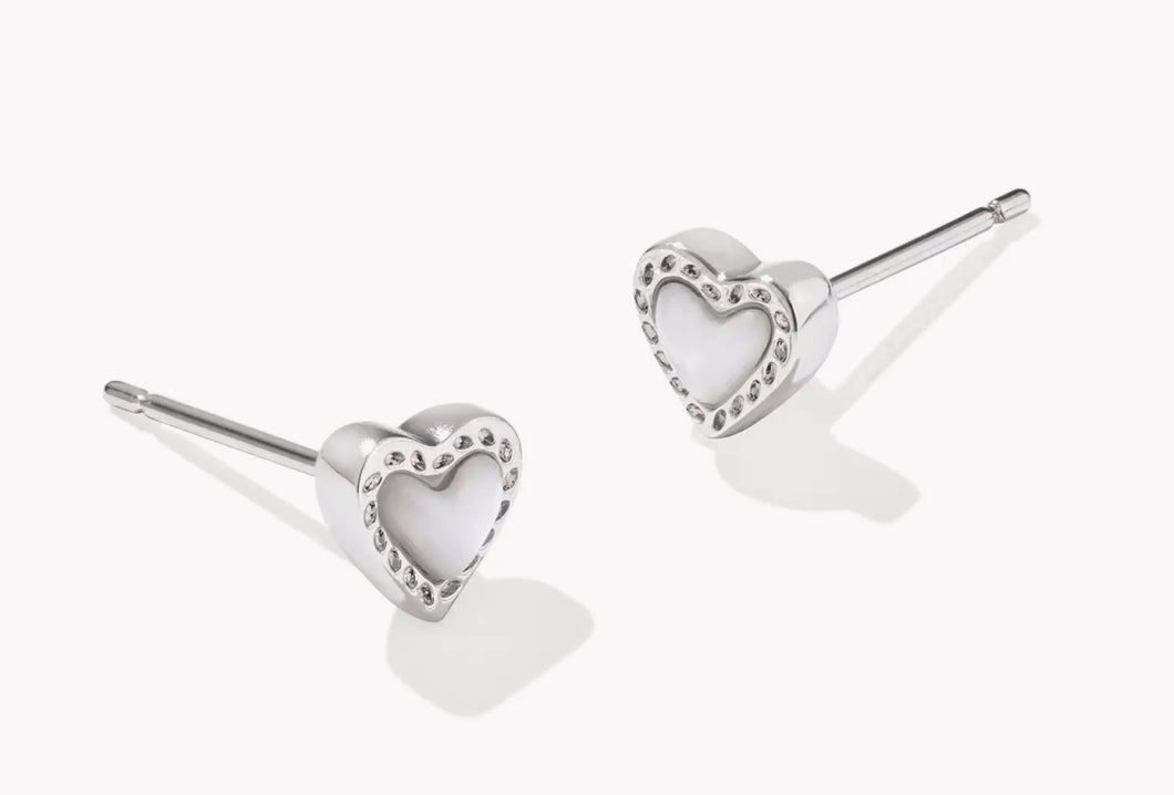 Kendra Scott Mini Ari Heart Stud Rhodium Earring in Ivory Mother of Pearl