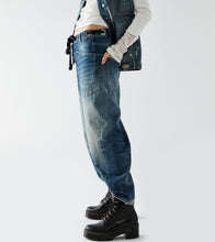 Load image into Gallery viewer, Moxie Low Slung Pull On Barrel Jeans in Timeless Blue
