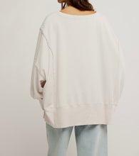 Load image into Gallery viewer, Graphic Camden Pullover in Highland Cow
