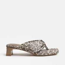 Load image into Gallery viewer, Colette Thong Sandal in Leopard Print Fabric
