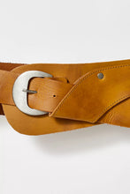 Load image into Gallery viewer, Jericho Hip Belt
