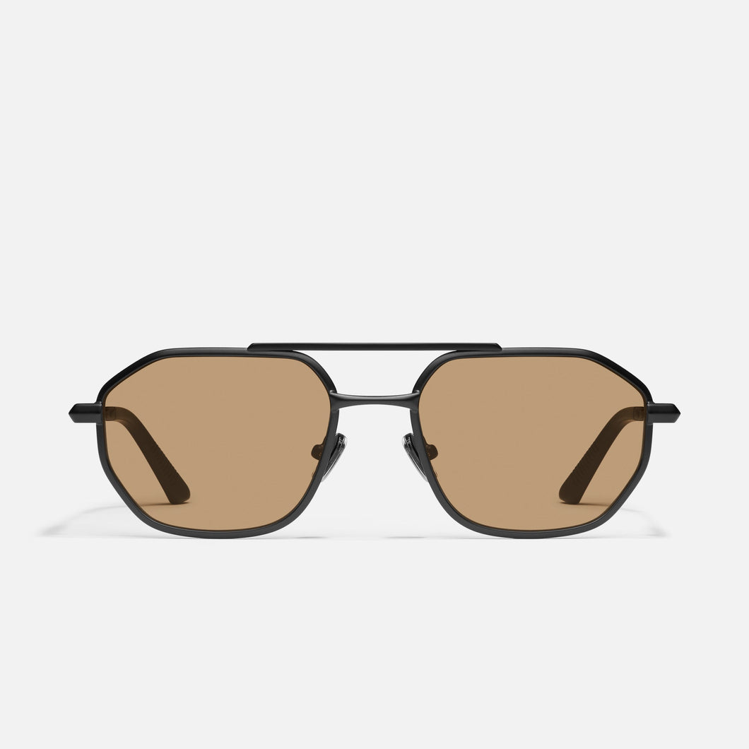 En Route in Matte Black Frame & Tan Lens