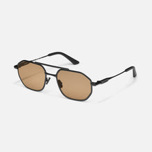 Load image into Gallery viewer, En Route in Matte Black Frame &amp; Tan Lens
