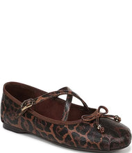 Load image into Gallery viewer, Zuri Ballet Flat in Black &amp; Ginger
