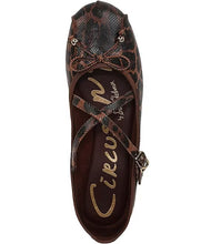 Load image into Gallery viewer, Zuri Ballet Flat in Black &amp; Ginger
