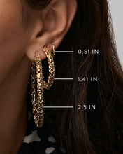 Load image into Gallery viewer, Kendra Scott Maggie 2.5” Hoop Earring
