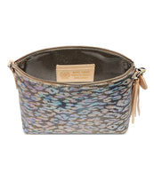 Load image into Gallery viewer, Iris Downtown Crossbody
